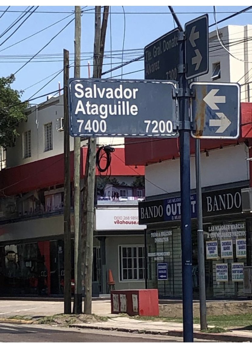 BelenLerida's tweet photo. @AguasCordobesas en la calle Salvador Ataguille al 7400 en barrio Argüello hay una caño roto https://t.co/M0zuOGecjU