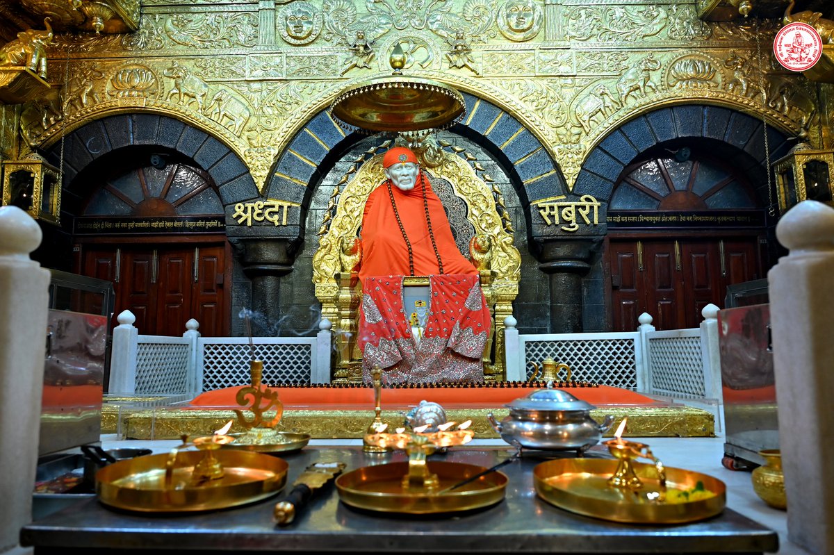 DATTASAITEMPLE's tweet photo. ఓం సాయిరాం
షిర్డీ శేజ్ హారతి దర్శన్
(19.01.23)గురువారం...🙏🙏🙏
#saibabaofshirdi
#shirdi #shirdisaibaba #shirdisai #shirdidarshan #shirdisaibabatemple #shirdibaba #saibabamessage #saibabamiracles #saibabateachings #devichowk #rajahmundry #temple #templesofindia https://t.co/8kLsV2clau