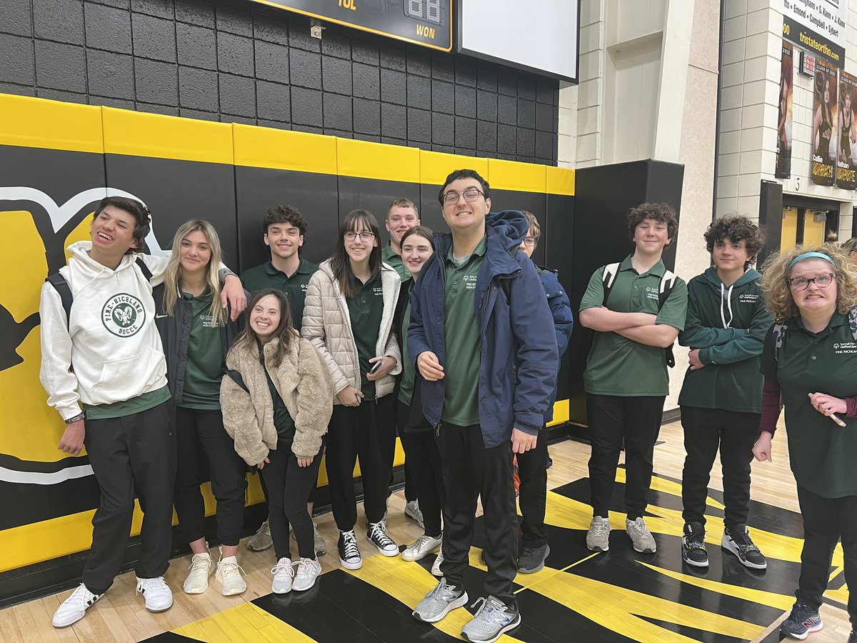 Mrs. Pinkerton tweet media