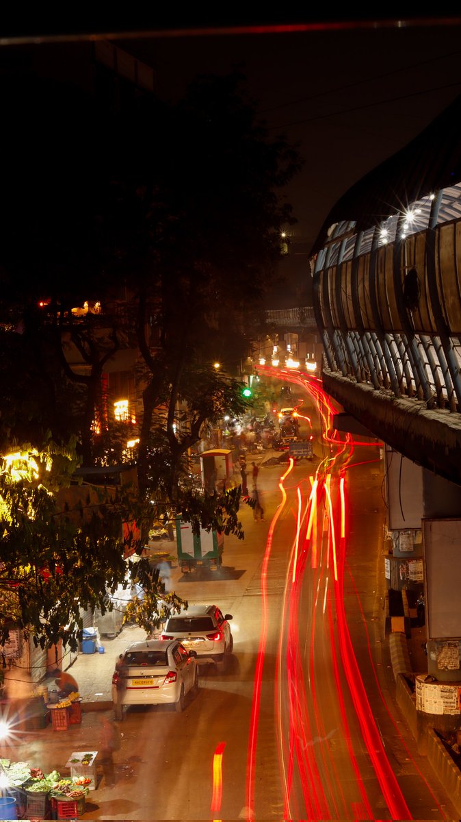 Deepaklohar49's tweet photo. Long exposure shot on @Canon_India 
Good night Mumbai
#longexposure #Canon #MumbaiCity #cityofdream https://t.co/tAAqs73jzL