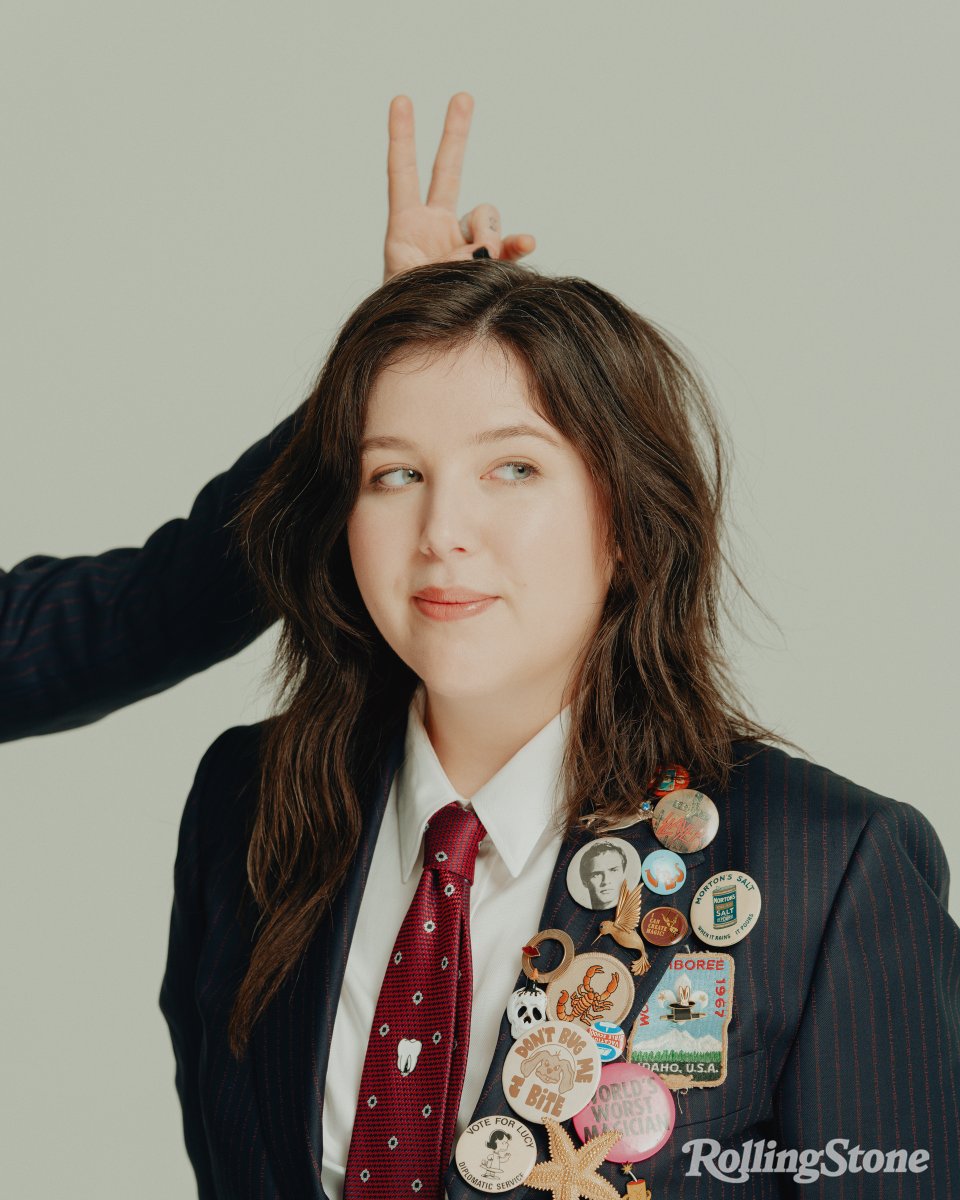 RollingStone's tweet photo. .@julienrbaker emotionally bulldozes you with her vocals; @phoebe_bridgers brings melancholic melodies; and @lucydacus writes with a dramatic heft. 

Read about everything we know regarding boygenius' new album #TheRecord out in March: https://t.co/nZfU45Ld3P https://t.co/GLErs7V75U