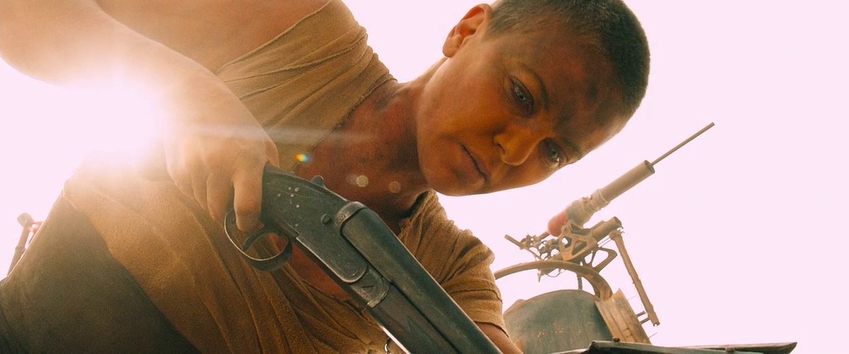 Cinematografiaz's tweet photo. The Fury Road. (Mad Max, 2015) https://t.co/ASMSJB29ir