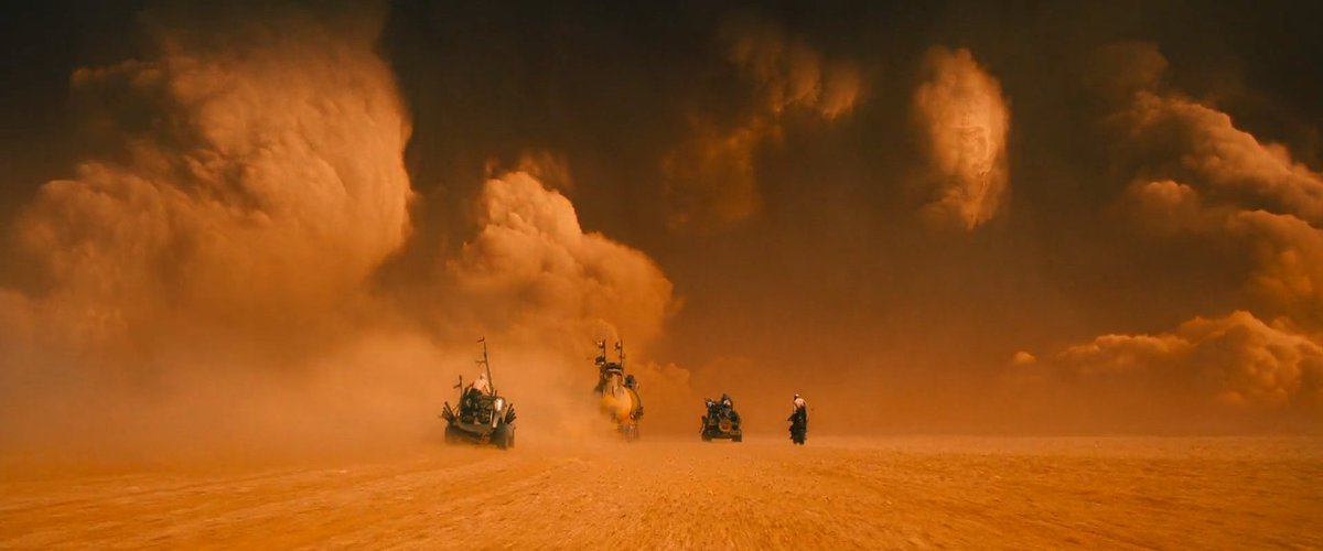 Cinematografiaz's tweet photo. The Fury Road. (Mad Max, 2015) https://t.co/ASMSJB29ir