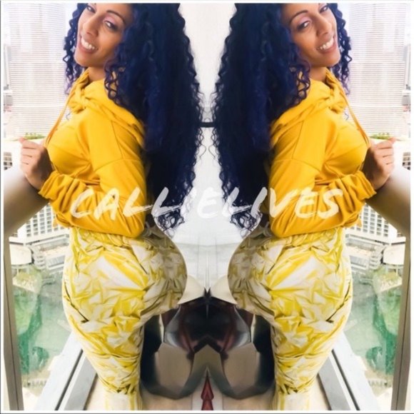ShopCallieLives's tweet photo. So good I had to share! Check out all the items I'm loving on @Poshmarkapp from @texasbadgirl69 @LadyBella_1 #poshmark #fashion #style #shopmycloset #callielives: https://t.co/pKh7MJCOxX https://t.co/CVyhXH0HhP