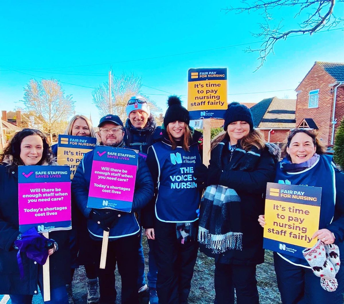 Mental Health Nurses representing at Musgrove Park, Taunton over the last two days! #SaveTheNHS #FairPayForNurses