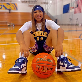 Kathy Reaves tweet media