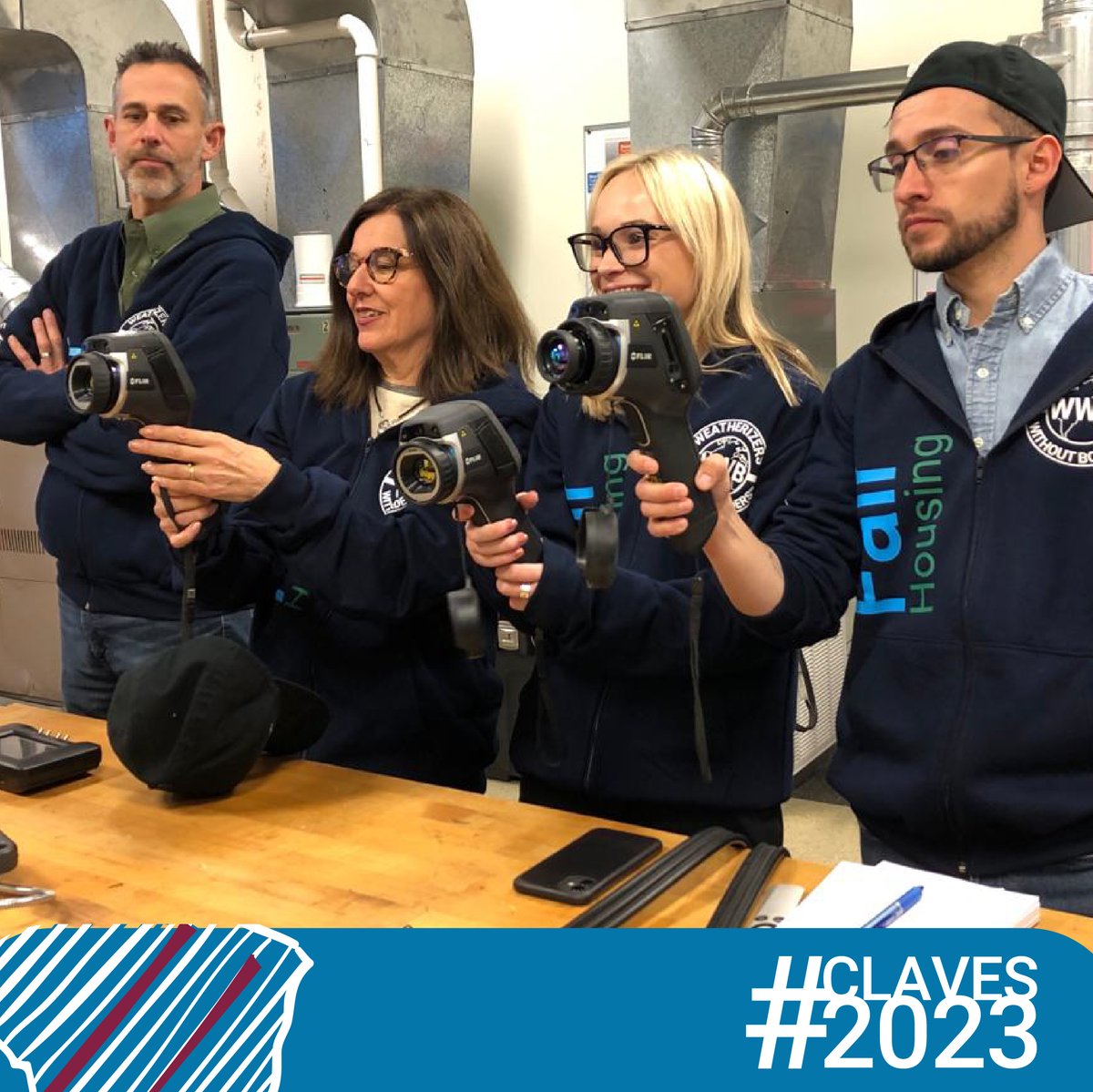 fovisee's tweet photo. 👉 CLAVES 2023 en los Estados Unidos! 

@ViviendaEc  @chp_energy 

#CitiFoundation #deficithabitacional #ViviendaPopularSustentable #fovisee #Weatherization #viviendajusta #viviendaconderechos #viviendasustentable #mejoramientohabitacional #sustentabilidad #claves2023 https://t.co/MwI2ajiUUY