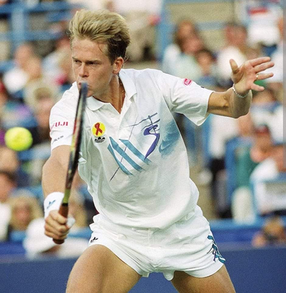 Happy birthday to one of my all-time favourite tennis players....the maestro of serve and volley Stefan Edberg. 