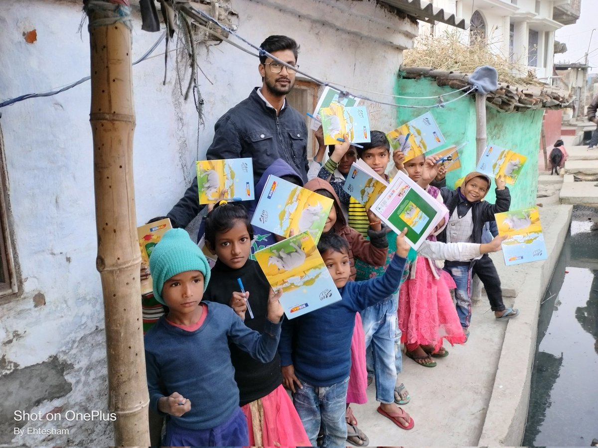 Ansarfoundation's tweet photo. Ansar Foundation &amp; Charitable Trust के द्वारा चनपटिया में 200 से ज्यादा छात्रों के बीच काॅपी एंव पेन का वितरण किया गया।
पढ़ेगा इंडिया तभी तो बढ़ेगा इंडिया
@thenizamfoundation Thanx for support https://t.co/Itq3oSRLLj