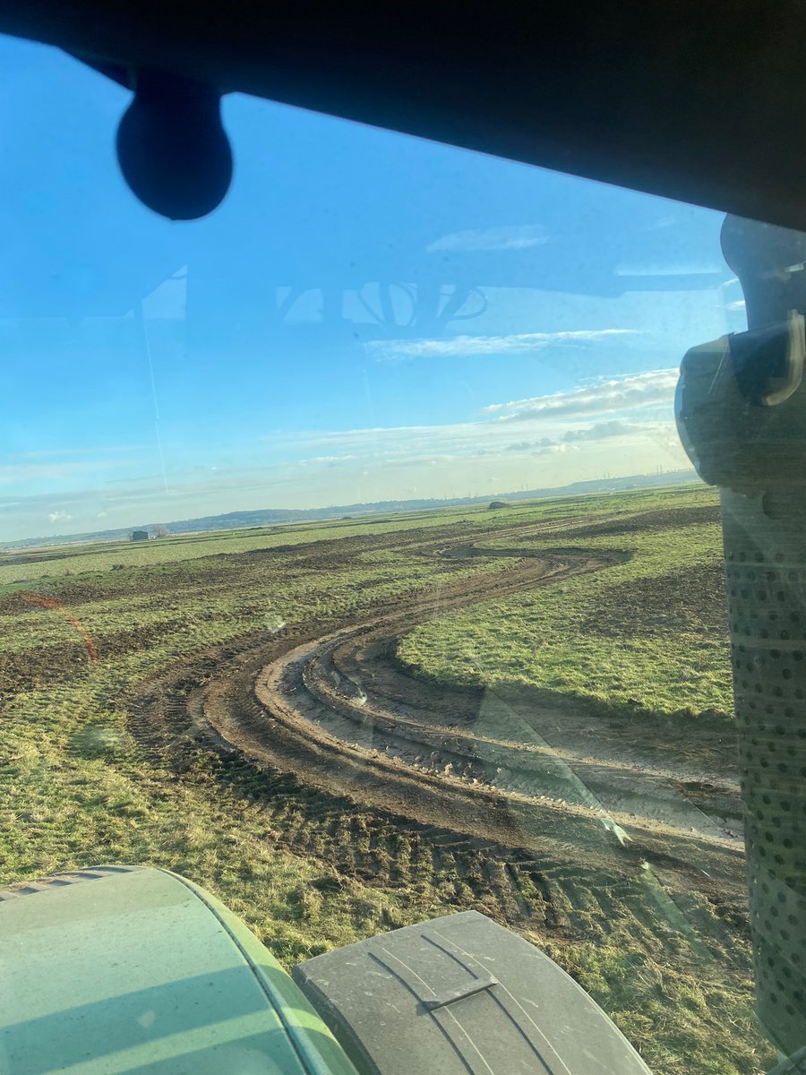 CharlesKruse7's tweet image. The Rotary ditcher has been out in Kent for the RSPB as part of a wetland creation project installing scrapes and foot drains.  #wetland #wetlandcreation #footdrains #habitatcreation #rspb #rewilding #rotaryditcher #WN2 #wildfowl