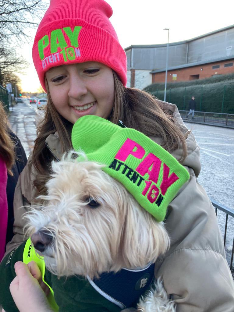 linseyowens3's tweet photo. Freezing again, but focused on a reflective wage. Another great turnout at Saint Patrick’s and loads of support and solidarity from the public! 💜Great to talk to the Local Area reps from #EISUnion and #UnisonTheUnion too!#PayAttention #CostOfLivingCrisis #SolidarityWithWorkers https://t.co/GvXgEdfXWV
