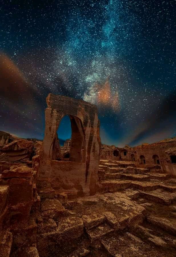 AnsarArooma's tweet photo. Good night 💤💤💫🌠🌠💫🌹🌹💫💞💞💫 https://t.co/J8qAOolZ7v