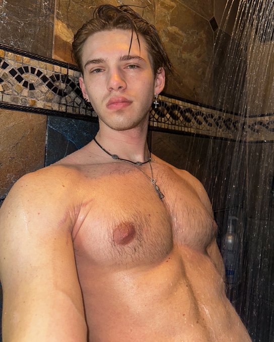 Here is booba for all askers https://t.co/SSUHiMgWnX