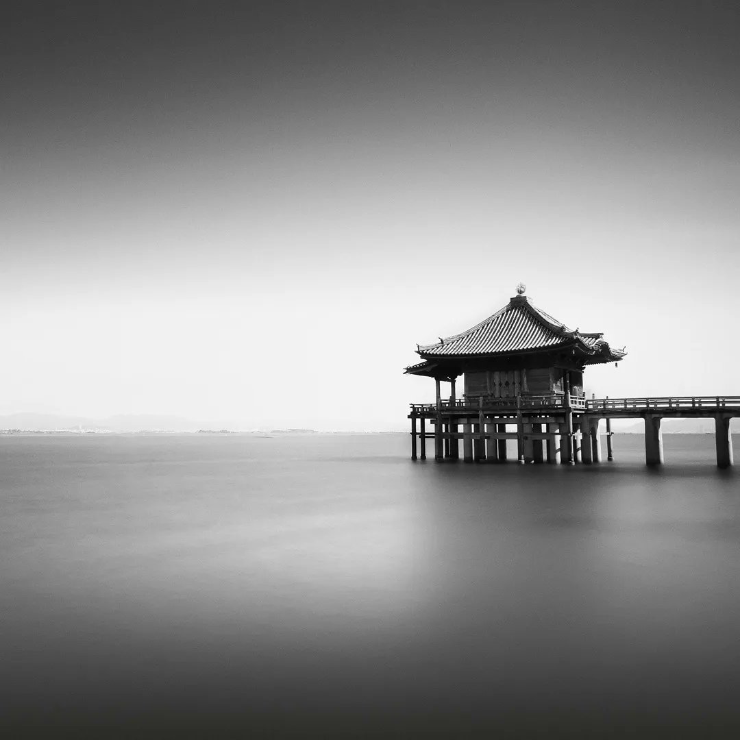 Ukimido Hall | Japan

🖼️Buy this Print: buff.ly/3iNhJNA 
📸Full Series: buff.ly/3uBM1oN 

#photography #landscape #art #prints #wallart #walldecor #canvas #posters #interiordesign #AYearForArt #longexposure #japan #blackandwhite #ukimido #monochromephotography