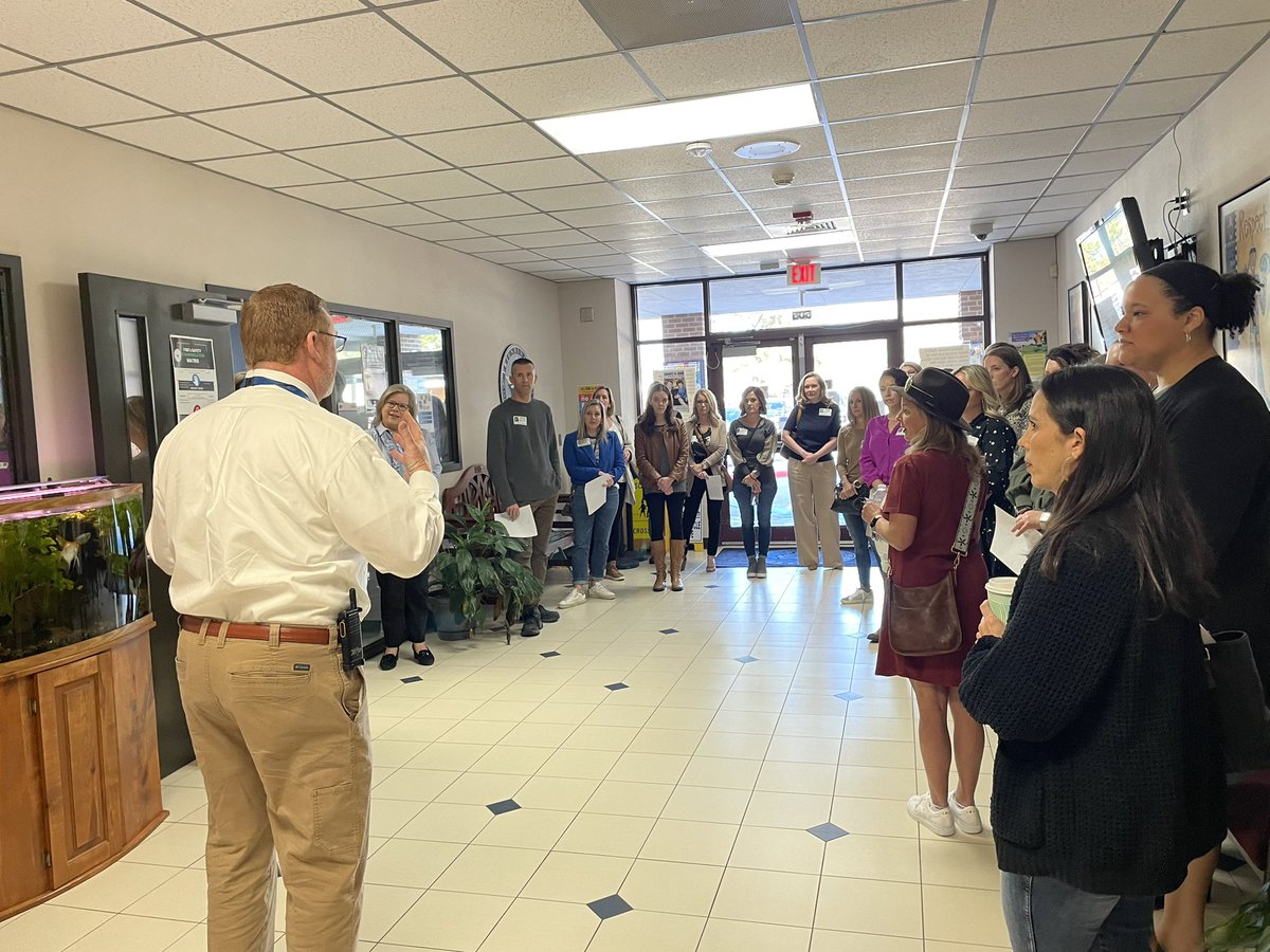 Lauren Ambeau tweet media