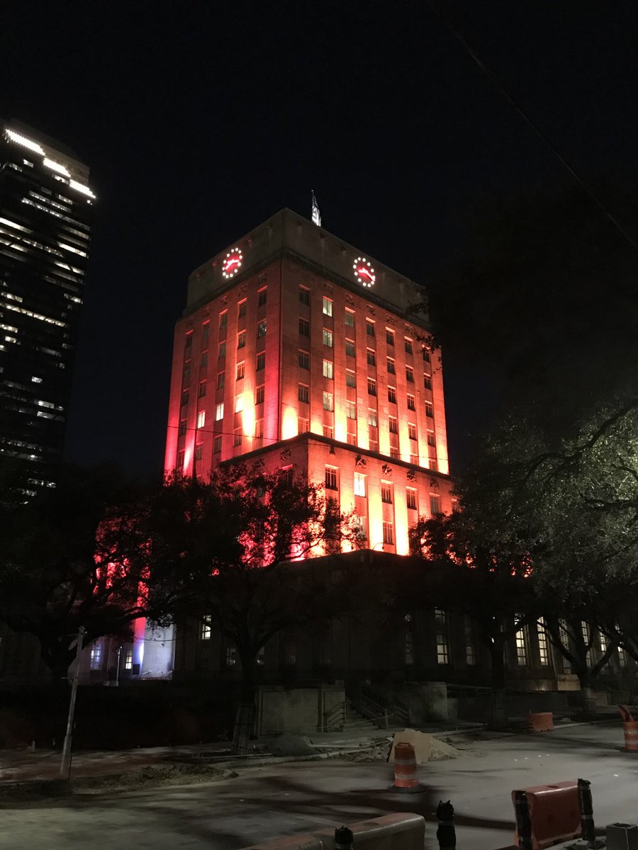 encephalitis411's tweet photo. #ThrowbackThursday to the City of Houston turning red in honor of World #Encephalitis Day, thanks to @MyMissingMindTF🎬🚨🧠
---
Want to share your story, help raise awareness, or join us in lighting the world #RED4WED this World Encephalitis Day, Feb 22? Send us a DM 📩 https://t.co/Bvnj8uKNxm