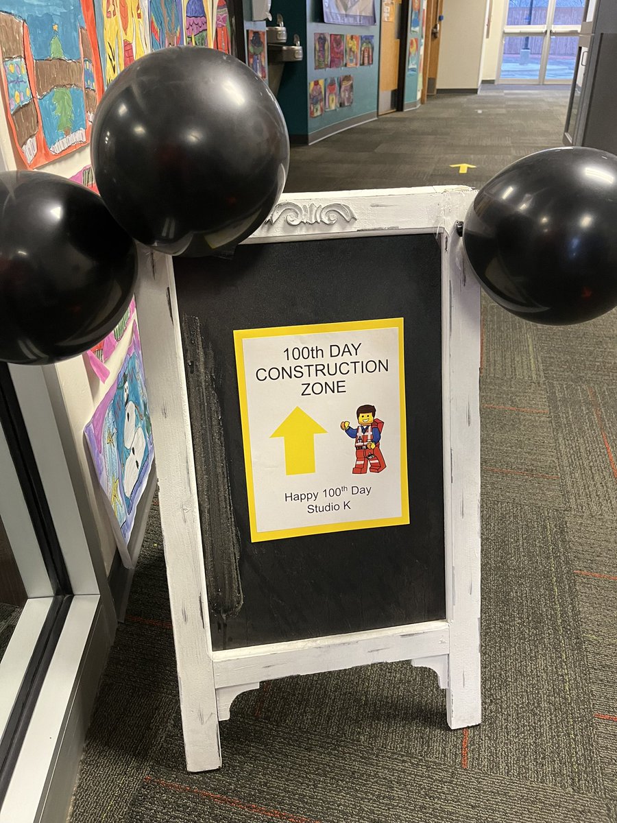 EPiC_StudioK's tweet photo. Happy 100th Day @EpicElementary @LIBERTYSCHOOLS https://t.co/hQgoVcQQU8