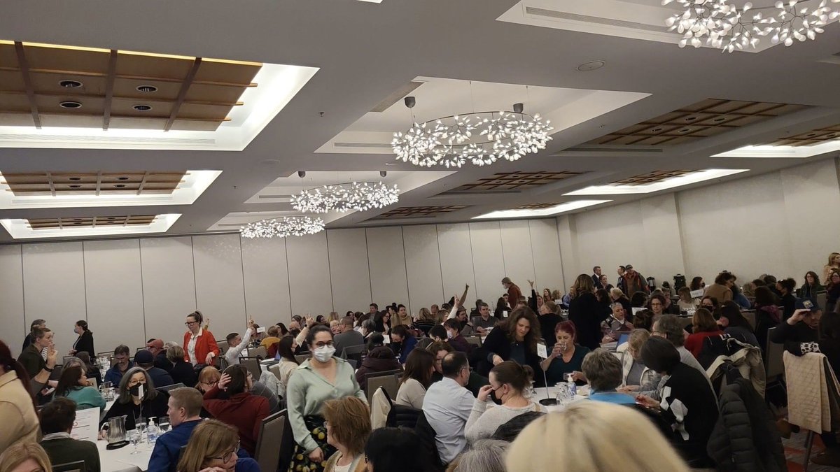 Line ups out the door and having to open up a second ball room to accommodate all the people completely opposed to these changes to the French Immersion program. Time to reconsider <a href="/premierbhiggs/">Blaine Higgs</a> !!! #nbpoli #nbed #frenchimmersion