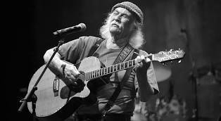 David Crosby, the musician I saw in concert more times than anyone else. Just by himself, fronting a band, twice with CSN, and in a duet concert with Nash. Amazing talent, amazing thinker, beautiful voice, innovator on many fronts. RIP, David.