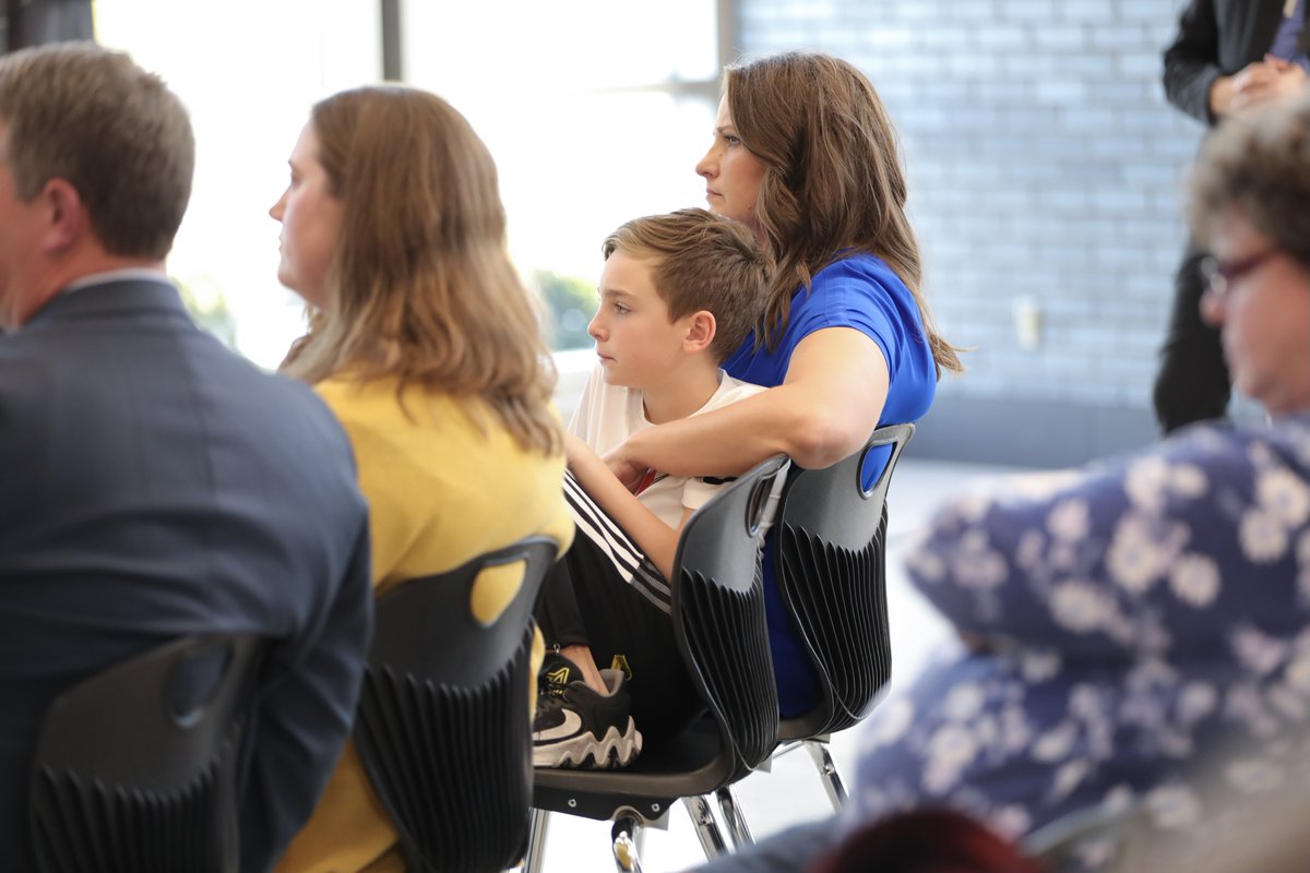 GovAndyBeshear's tweet photo. To ensure that the future is bright for both your kids and mine, we must invest in our education system. From a 5% raise for educators to universal pre-K, our Education First Plan will address our teacher shortage, boost our workforce and help fuel academic success. https://t.co/2Rheey36ts
