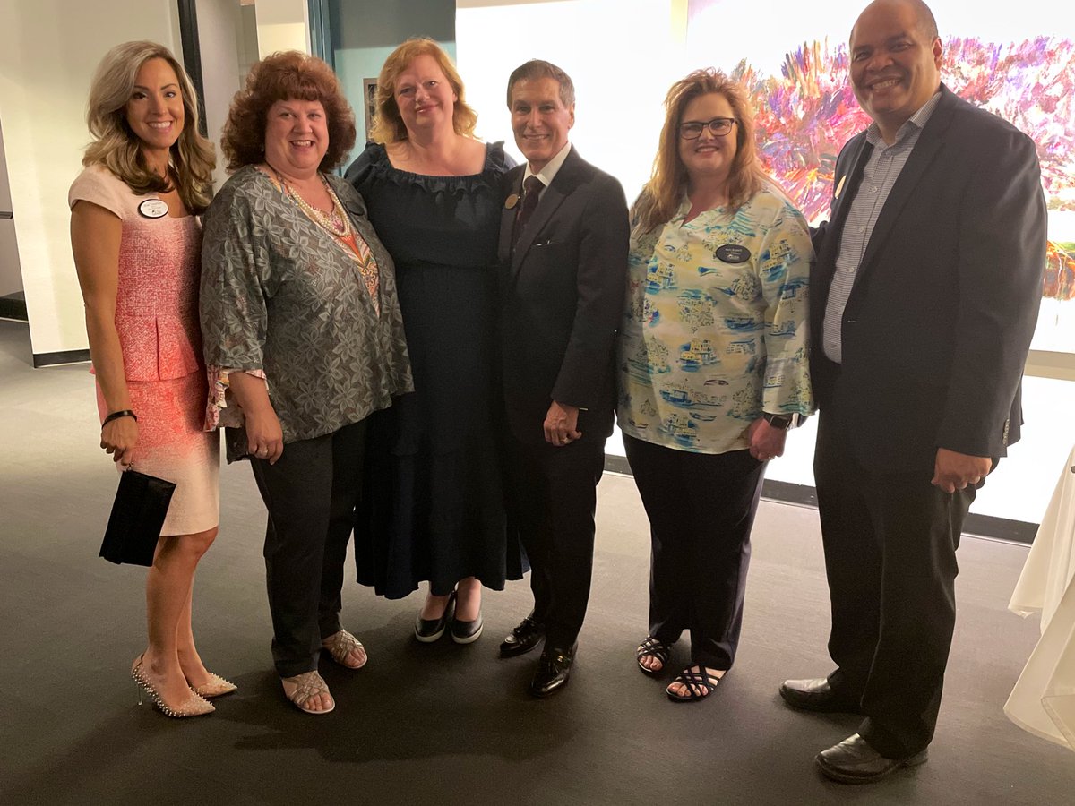 volusiaschools's tweet photo. Thank you to our Amazing  @volusiaschools Board for being present at tonight’s VCS Council of PTAs @vccpta Reflections Exhibition and Awards Ceremony! Chair @VCSHaynes Vice Chair @VCSBurnette and Members @RubenColonVCS @VCSPersis &amp; @VCSThompson !!! #VCSPride https://t.co/pWWTt4f7sV