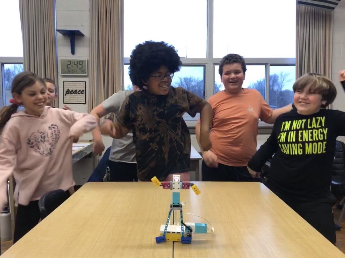 MrKSDyck's tweet photo. #DanceParty today as Grade 5/6s @PortWellerPS #Built their first #SPIKEPrime #LEGO builds. @LEGO_Education’s #BreakDancer was a fun way to begin our #Robotics journey. @LEGO_Group #Collaboration #Teamwork #FollowingInstructions #CheckYourWork #SpatialSense #ProblemSolving https://t.co/uxox1FnYdu
