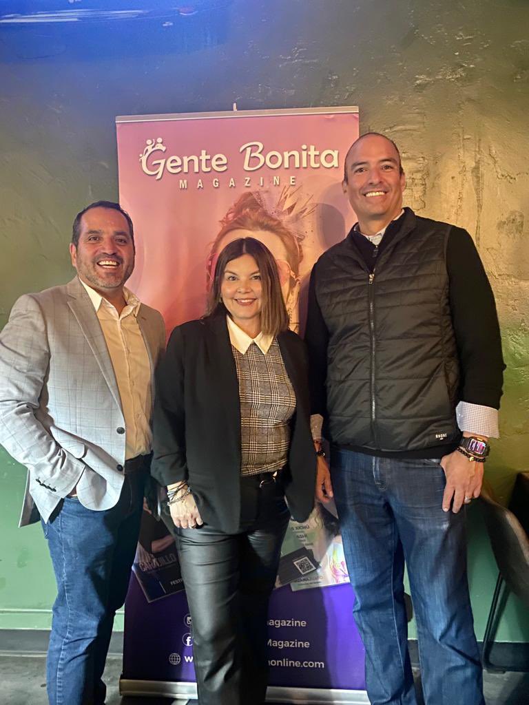 HISCEC's tweet image. Great night at The Balboa South in #ChulaVista networking at the first Business Wednesday Night hosted by Gente Bonita Magazine. Stay tuned for the upcoming events. #genteconnect #hiscec #sandiego #chulavista #escondido
