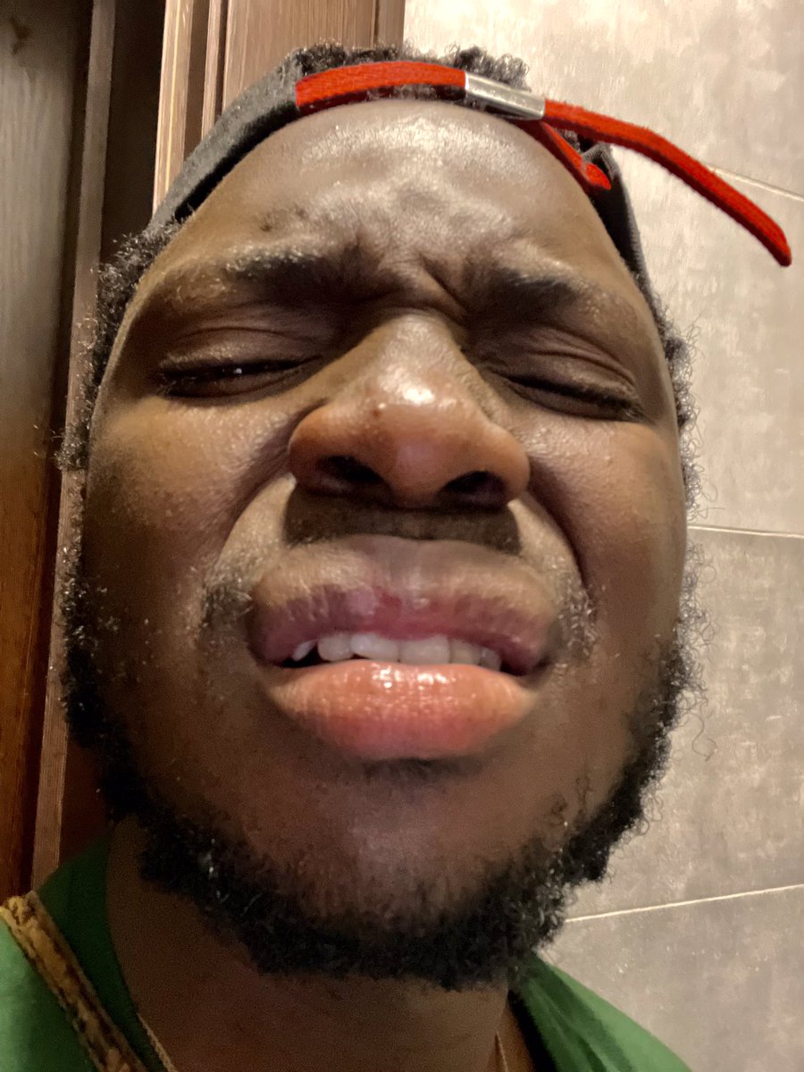 source_visuals's tweet image. Who de send me I Love You again ? When that one start 😧 

#BBTitians #Blaqboi #BlaqNation #CristianoRonaldo #LoveIslandUK