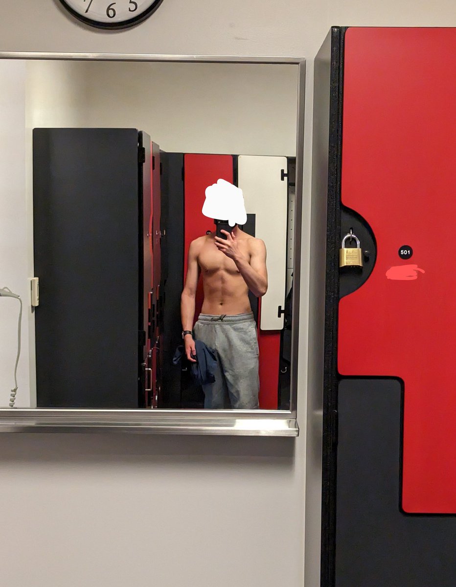 Desolate tweet media