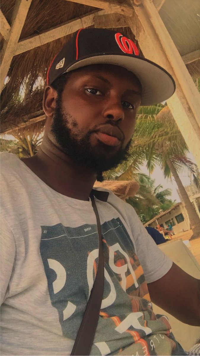 Getting some smooth breeze 🥶🥶🥶at the beach 🏖 🇬🇲🇬🇲🇬🇲🇬🇲💯💯💯