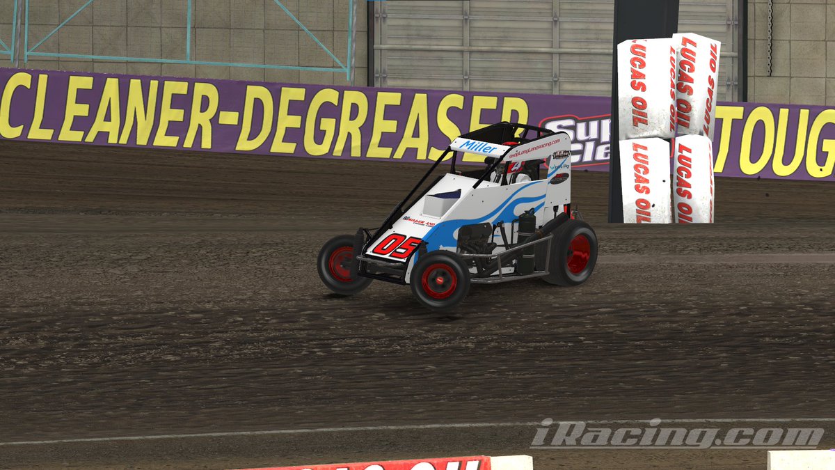 LLR0519's tweet image. #05 New Paint
PS if anyone would like to design @CaseyMiller_05 a midget it is always welcome.