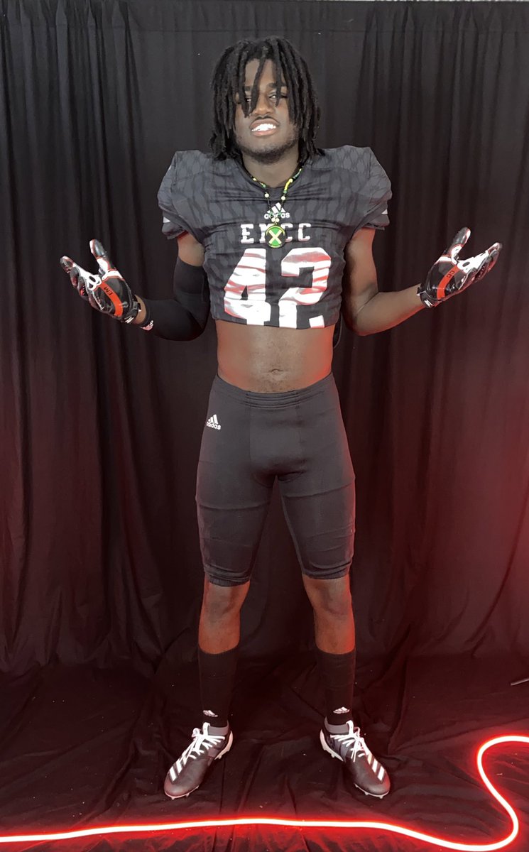Kennethyates42's tweet image. Had a wonderful day at my visit at EMCC lots of love 🔴⚫️ #Lions 🦁