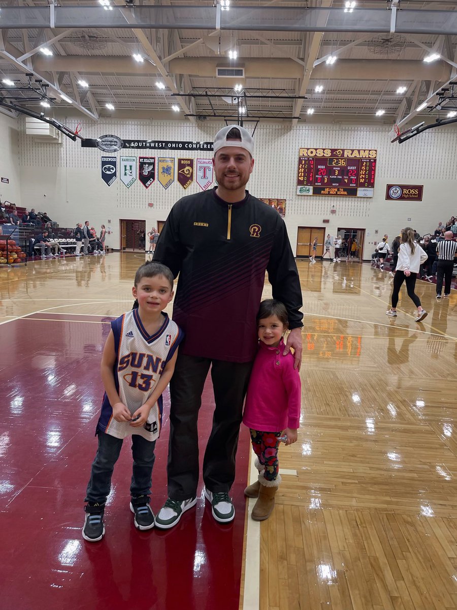 djetrayn's tweet photo. Had the chance to make it back to my hometown of Ross last night to visit and emcee the Ladies game. 

I love this event each year. See you next week for Men’s Senior night ✊🏼

BIG shout outs to @RossRamsAD @RossLadyRamsBB @RossLocalSuper @RossRams1 https://t.co/LZvIXgZtpW