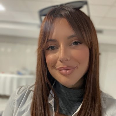 elenamc18's tweet photo. #NuevaFotoDePerfil https://t.co/gWKeiYmYCx