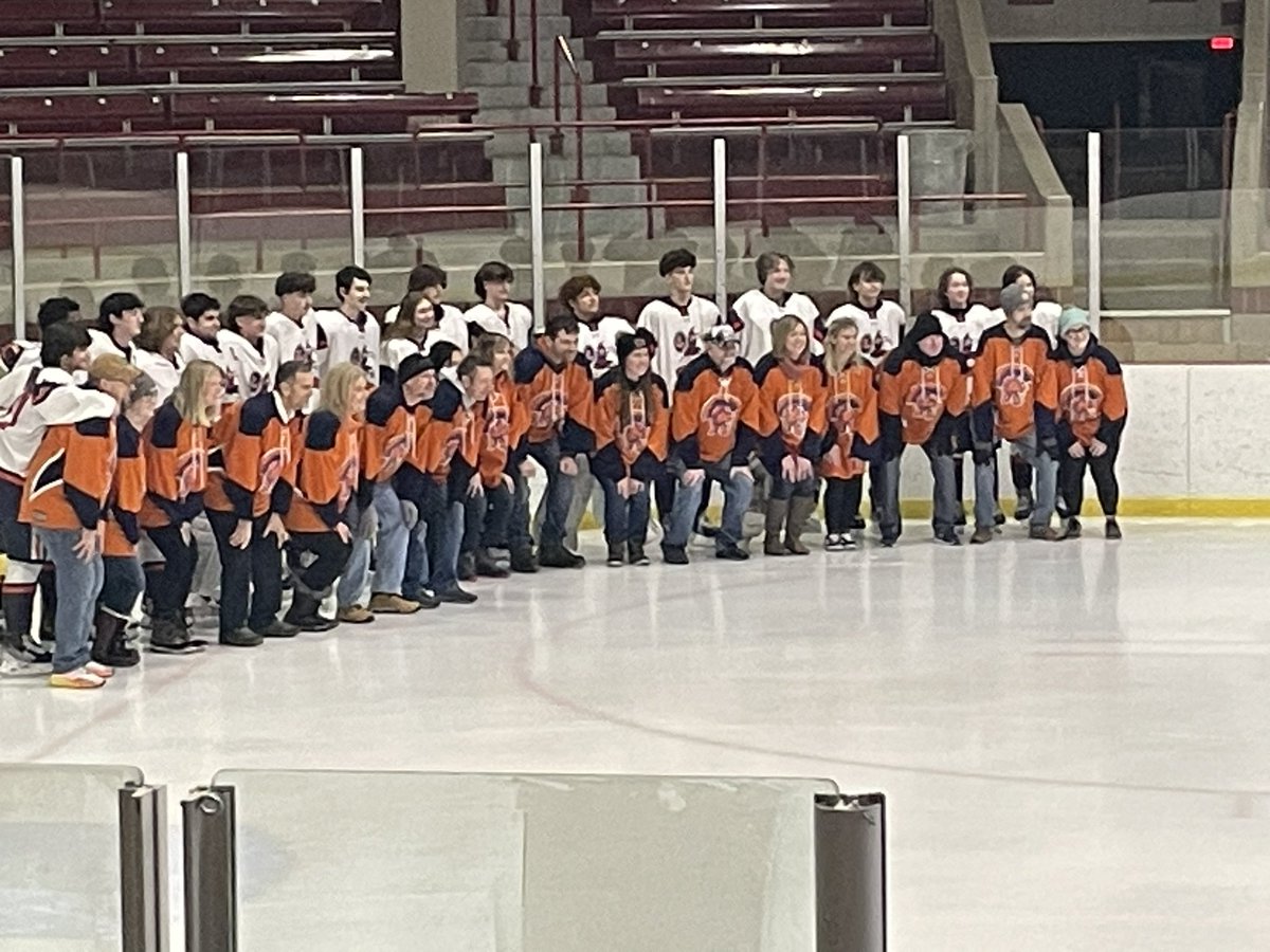 Another awesome staff appreciation night by <a href="/LpoolHockey/">Liverpool Hockey</a> Thank you for your continued support of our athletes!