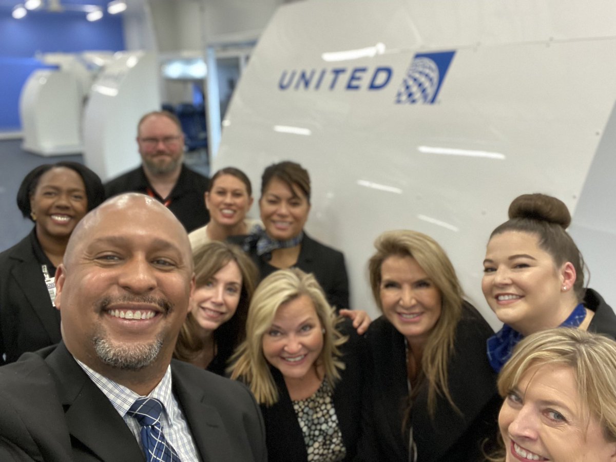 michielle_ua's tweet photo. Exciting times w/ our #beingunited training team at our new IAH flight attendant training center https://t.co/ndbtC0Vqzu