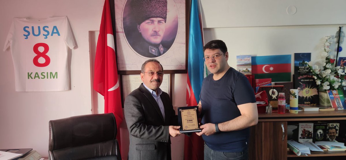 gariboghlu's tweet photo. İzmirdə Azerbaycan Türkleri Dost Dernekler Federasyonu
Genel Başkanı İsa Ambarcı ilə görüşüb, Azərbaycana xidmətlərindən dolayı təşəkkür etdik.
#turkey #azerbaycan #türkiye #aztwi https://t.co/VZCj9Rcvhf