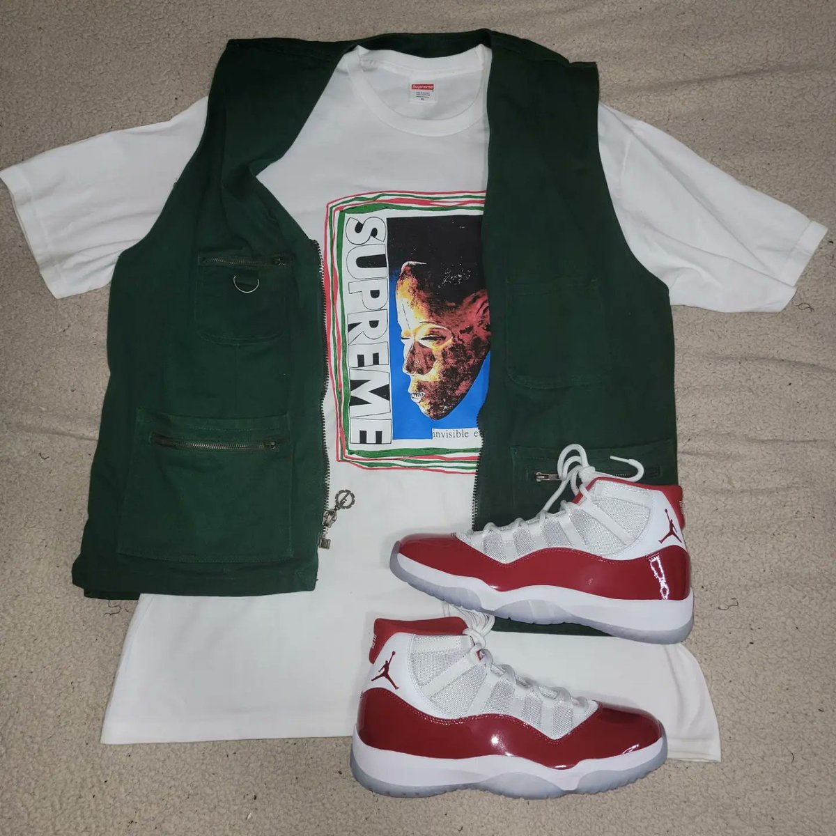 Todays fit Twitter fam

#snkrsliveheatingup #snkrs #nike  #sneakerheads #sneakers #yoursneakersaredope #Supreme #supremenewyork #outfitoftheday #outfitgrid #atmoscollectorsclub #kotd #outfits #wdywt #outfit #vintage @nikestore  @Nike @outfitgrid