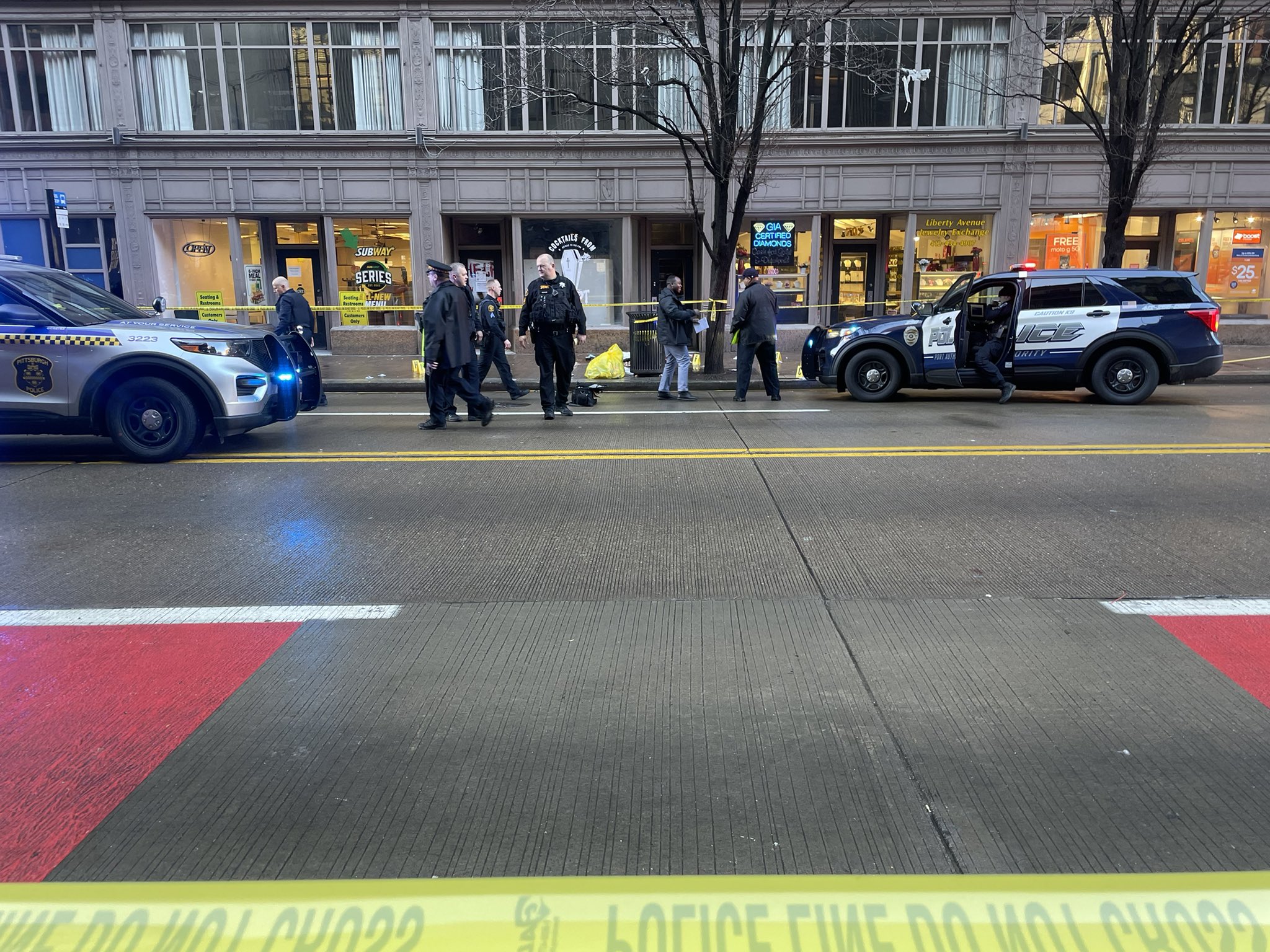 Kirkland Police Breaking News - 42clblf