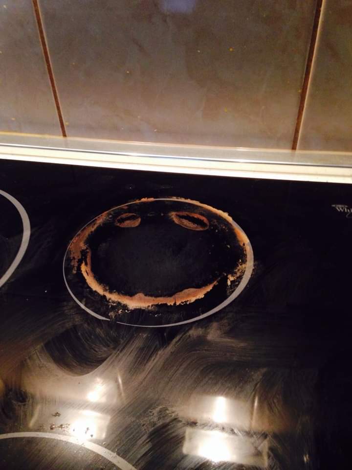 netservcaffe's tweet image. Kuvanj supe... mom sporetu je smijesno..