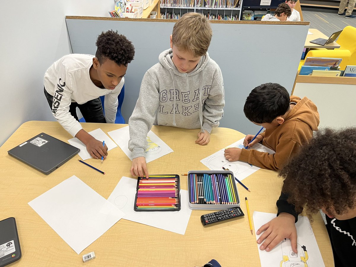 Wrapping up the short week with some fun learn to draw activities with our Learning Buddies! #wcdsbawesome #art #SEBstars