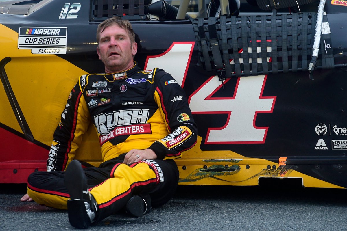 Kevin Harvick (@kevinharvick) on Twitter photo He should be fine <a href="/StaffordSpeedwy/">Stafford Speedway 🏎️</a> but I’d keep the oxygen close… <a href="/ClintBowyer/">Clint Bowyer</a> He should be fine <a href="/StaffordSpeedwy/">Stafford Speedway 🏎️</a> but I’d keep the oxygen close… <a href="/ClintBowyer/">Clint Bowyer</a>