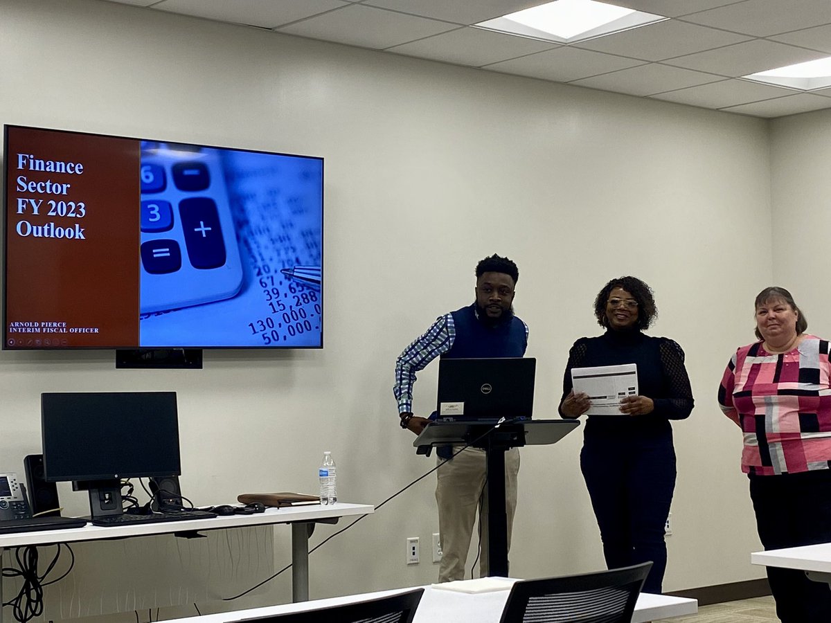ga_hcd's tweet photo. Yesterday, we hosted our all staff meeting where the vision and expectations for the year were set. Each sector presented its goals and priorities and our Director revealed the theme for the year #LeavingThingsBetter 

We look forward to serving Augusta in 2023! #GrowAugusta https://t.co/Csd0XDQpvb