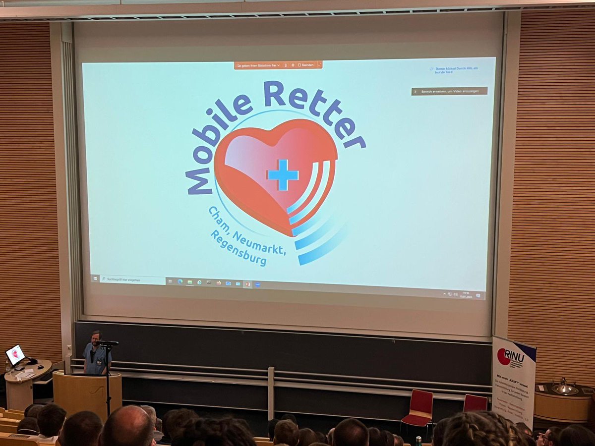 mobile_retter_r's tweet photo. Vorstellung der @mobile_retter_r durch @c_jungbauer beim Regensburger Interdisziplinäres Notfallmedizin Update @presse_ukr #cpr #reanimation #wiederbelebung #ersthelfer #Regensburg #CardioTwitter #EPeeps https://t.co/jbvxFO4DDS