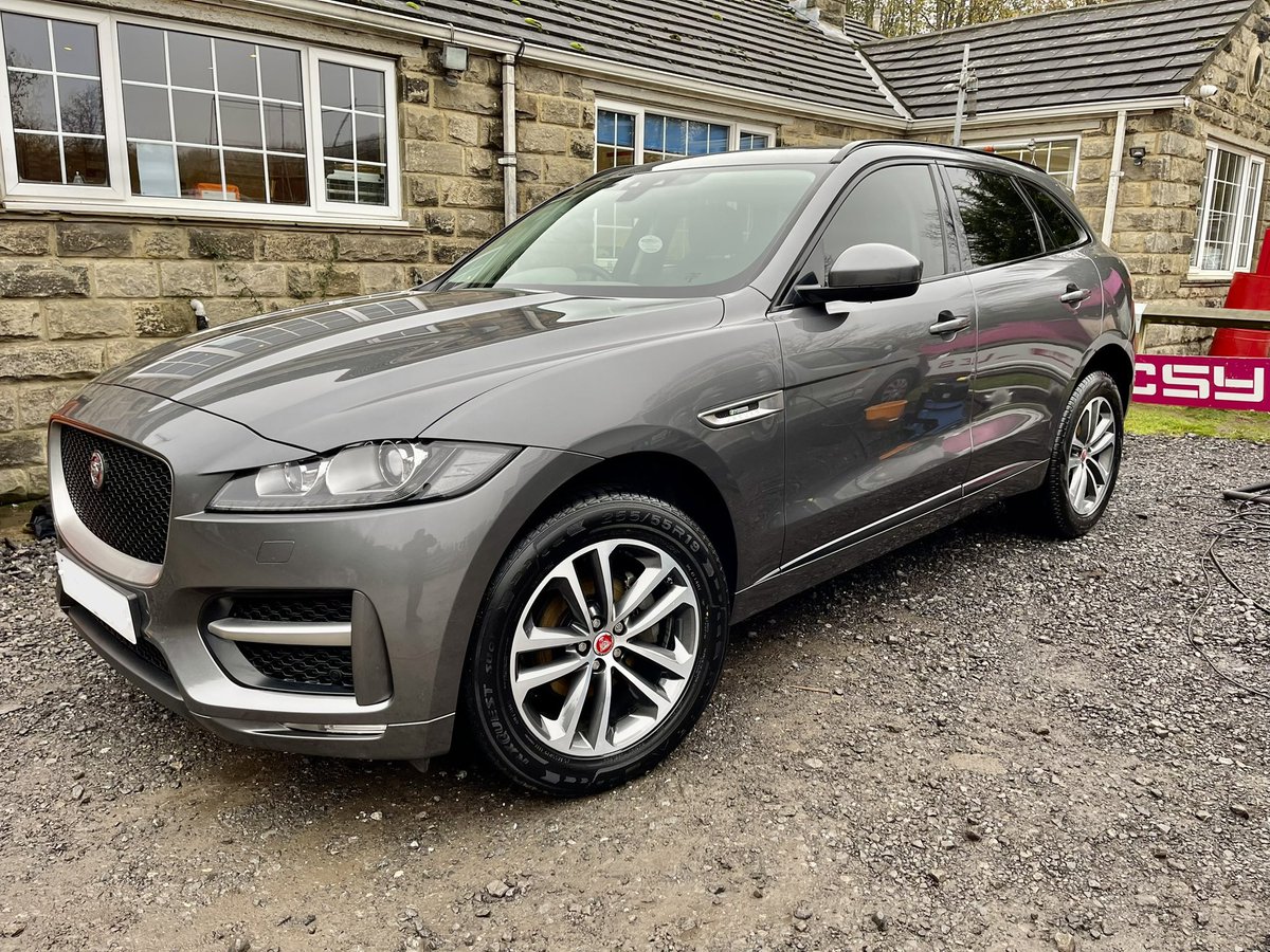 Harrog8Valeting's tweet image. 🗣 We have recently applied full winter protection for this beast #jaguarfpace #detailed #attentiontodetail #mobilevaleting #passionforperfection #detailing #harrog8valeting #harrog8 #yorkshire #valetingyorkshire #harrogate 
🌍➡️: harrog8carvaleting.co.uk