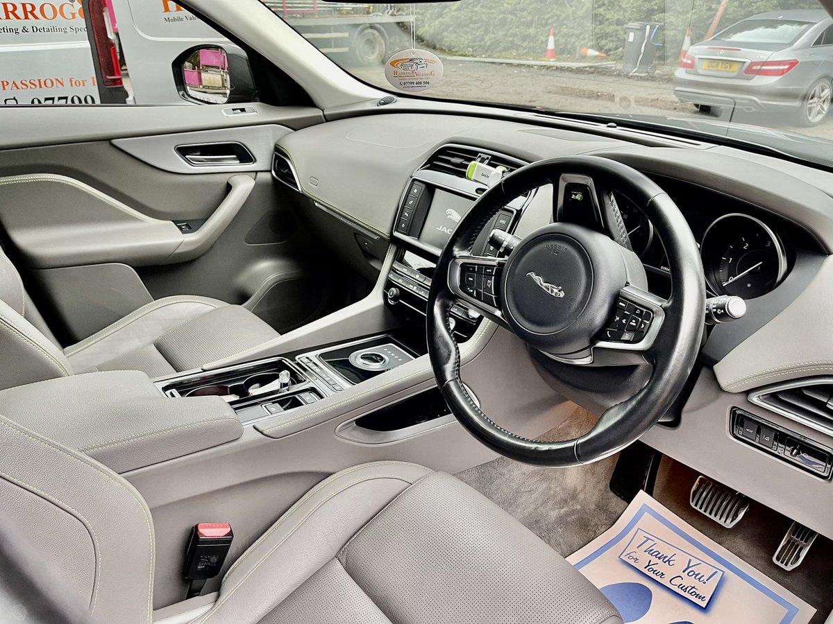 Harrog8Valeting's tweet image. 🗣 We have recently applied full winter protection for this beast #jaguarfpace #detailed #attentiontodetail #mobilevaleting #passionforperfection #detailing #harrog8valeting #harrog8 #yorkshire #valetingyorkshire #harrogate 
🌍➡️: harrog8carvaleting.co.uk