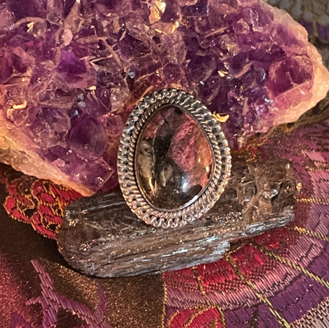 SatanandSons's tweet photo. This is Azazel’s Lord of the Black Sun K, who was an amazing visitor to the store. He got some attention for his incredible skills.
Check back for more visitors to the store!
#demoncompanion #demon #voiddemon #demonosophy #spiritwork #spiritcompanion https://t.co/mdqVntvIy9
