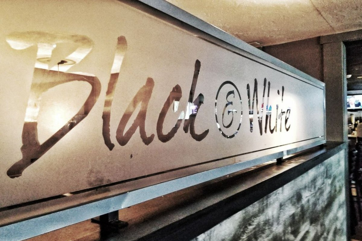 BW_Grille's tweet photo. Black &amp; White Grille: serving flavors the whole family will love. Come see for yourself! https://t.co/Eo4dl6IGfh