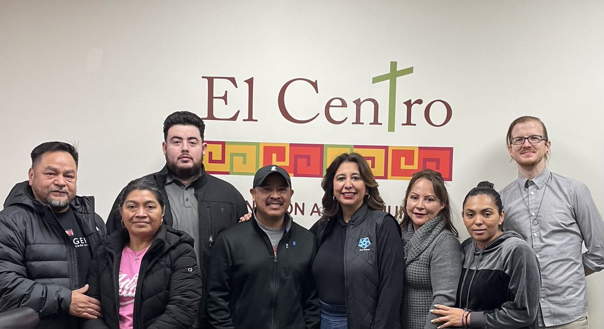 firstfederal_kc's tweet image. Way to go Victor! Our First Federal Bank of Kansas City Community Banker, Victor Melendez, volunteered at the first @CHWCINC Homebuyer Class in 2023. He’s ready and excited to help more families reach their dream of homeownership!