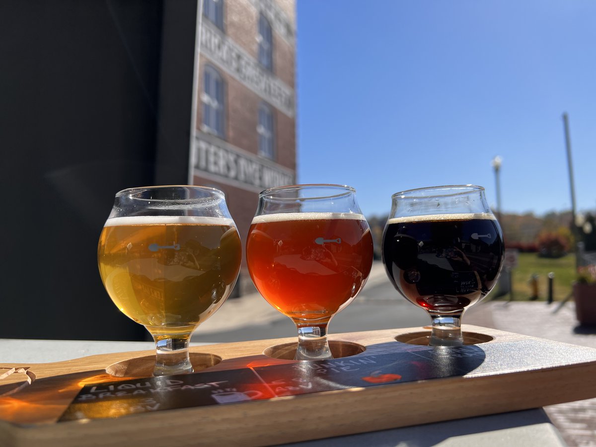 DigDeepBrewing's tweet image. Take Flight, without a TSA checkpoint ✈️
What is your favorite board? 

 #craftbrewery #craftbrew #marylandmade #brewerylife #marylandbrewery #maryland #beer #brewery #queencitiesfinest #brewed